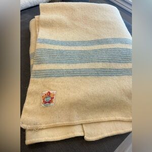 Vintage Ayers Pure Wool Canadian Products Blanket 78”x65.5” Striped Ivory Blue